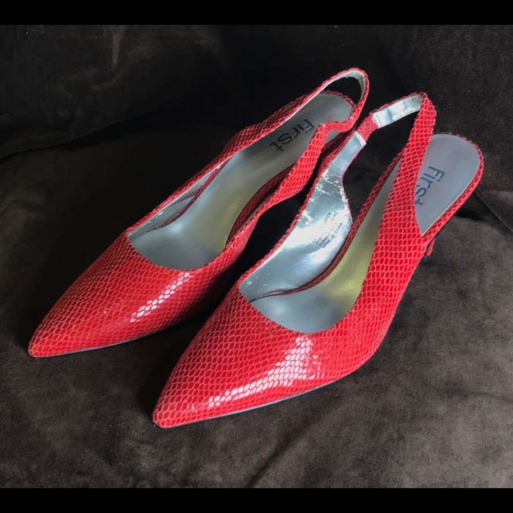 BRAND NEW Leather Feet First High Heels